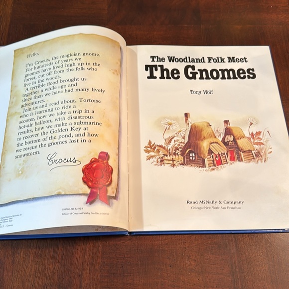 The Woodland Folk Meet the Gnomes by Tony Wolf Book - Picture 4 of 8